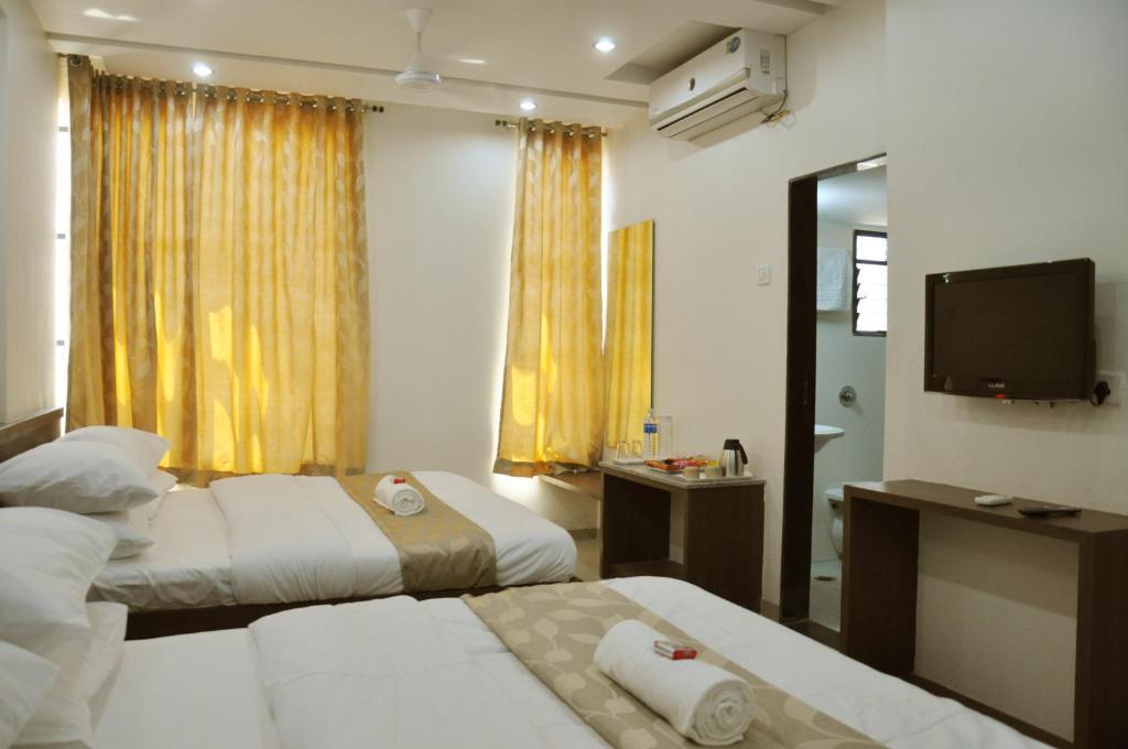 Hotel Sai Srushti Shirdi Zewnętrze zdjęcie